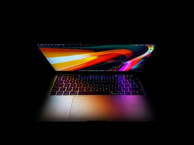 هي ايجابيات تحكم جيدة و اسبوعين لوحة المفاتيح